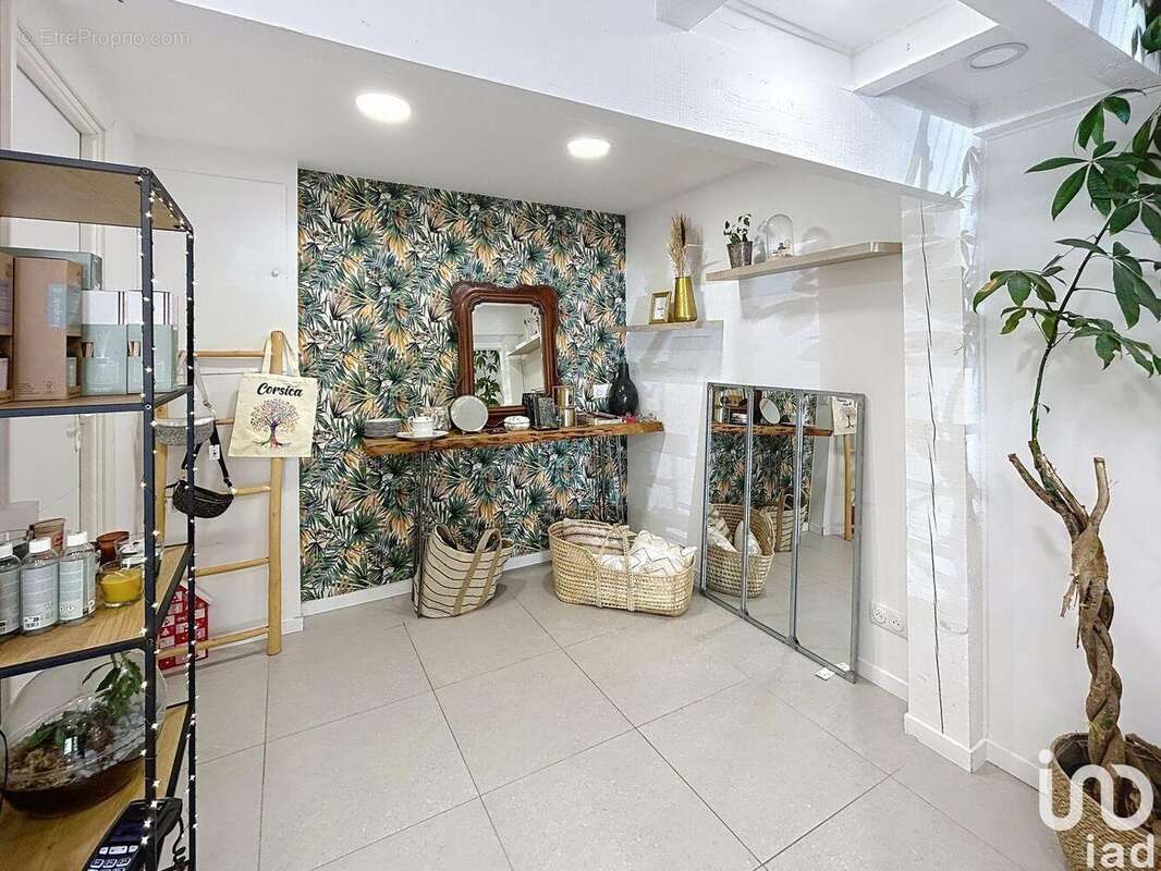 Photo 3 - Commerce à PIETROSELLA