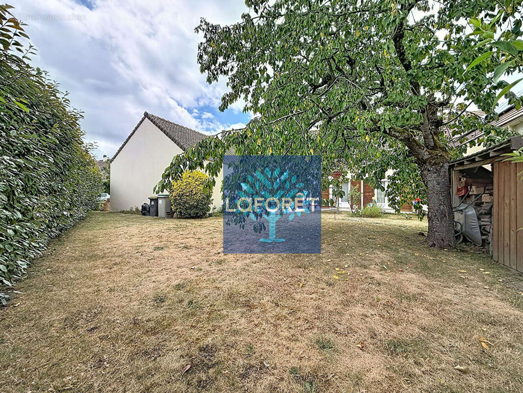 Maison 125 m² à Elancourt  - photo 11