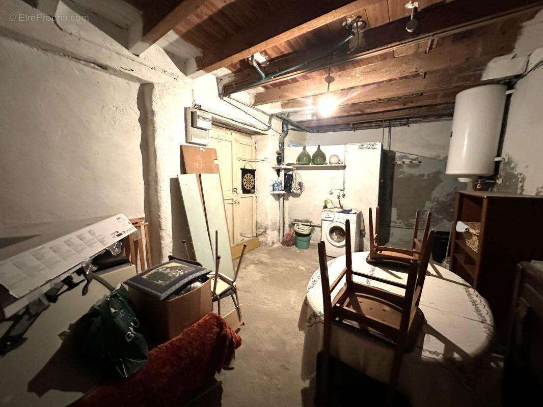 Maison à CAUNES-MINERVOIS