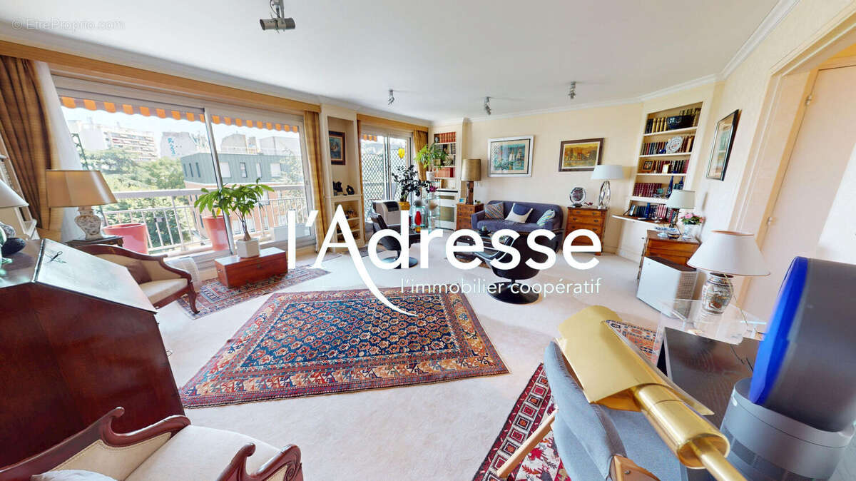 Appartement à PARIS-12E