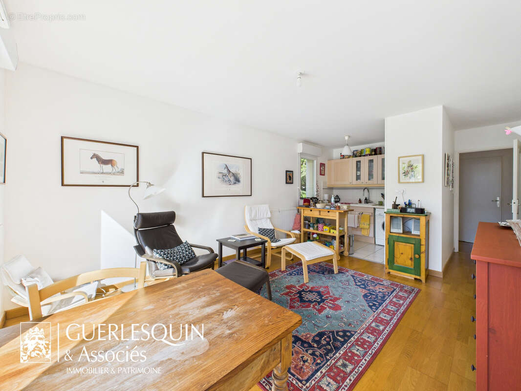 Appartement à SAINT-SEBASTIEN-SUR-LOIRE