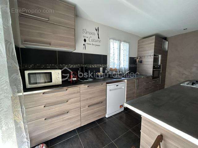 Maison à SEMUSSAC