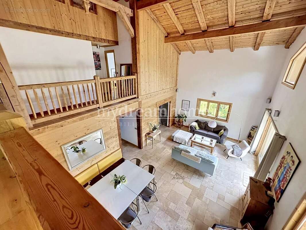 Chalet confortable de 340m², centre de Flumet (73590) - photo 12