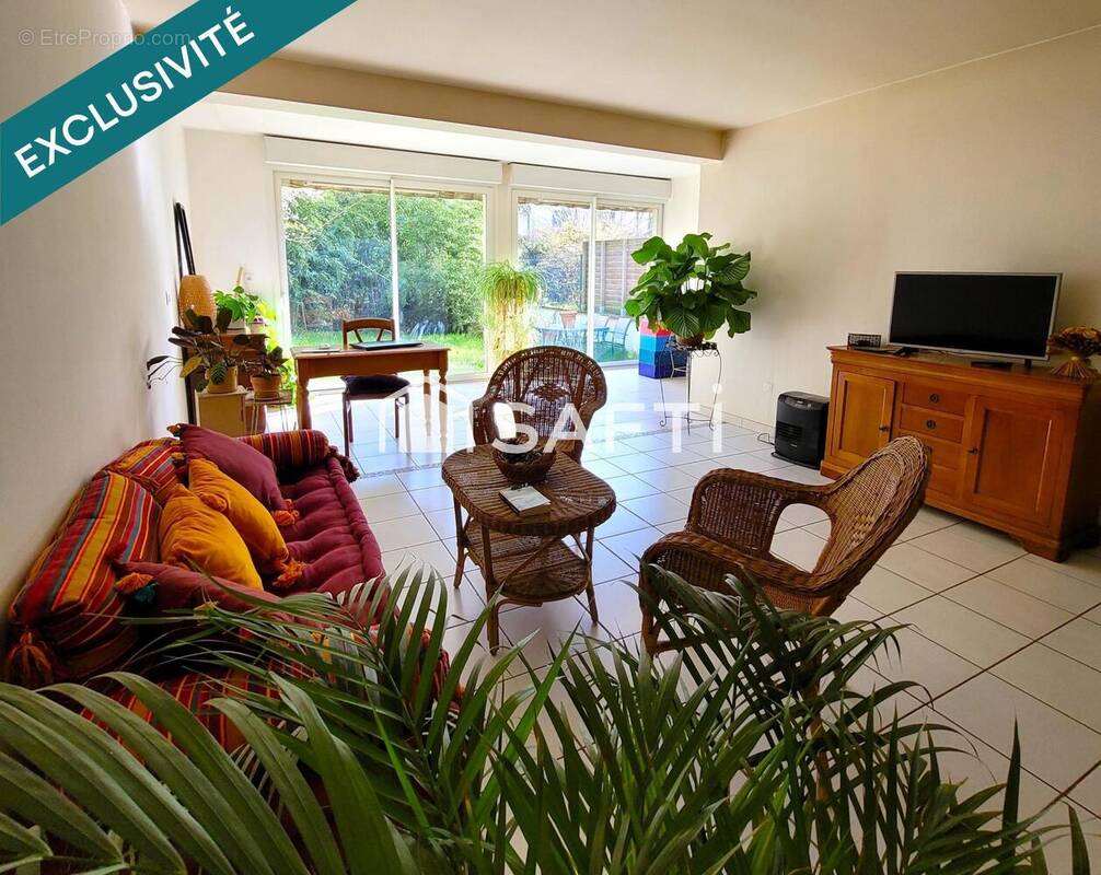 Photo 1 - Maison à VILLENAVE-D'ORNON