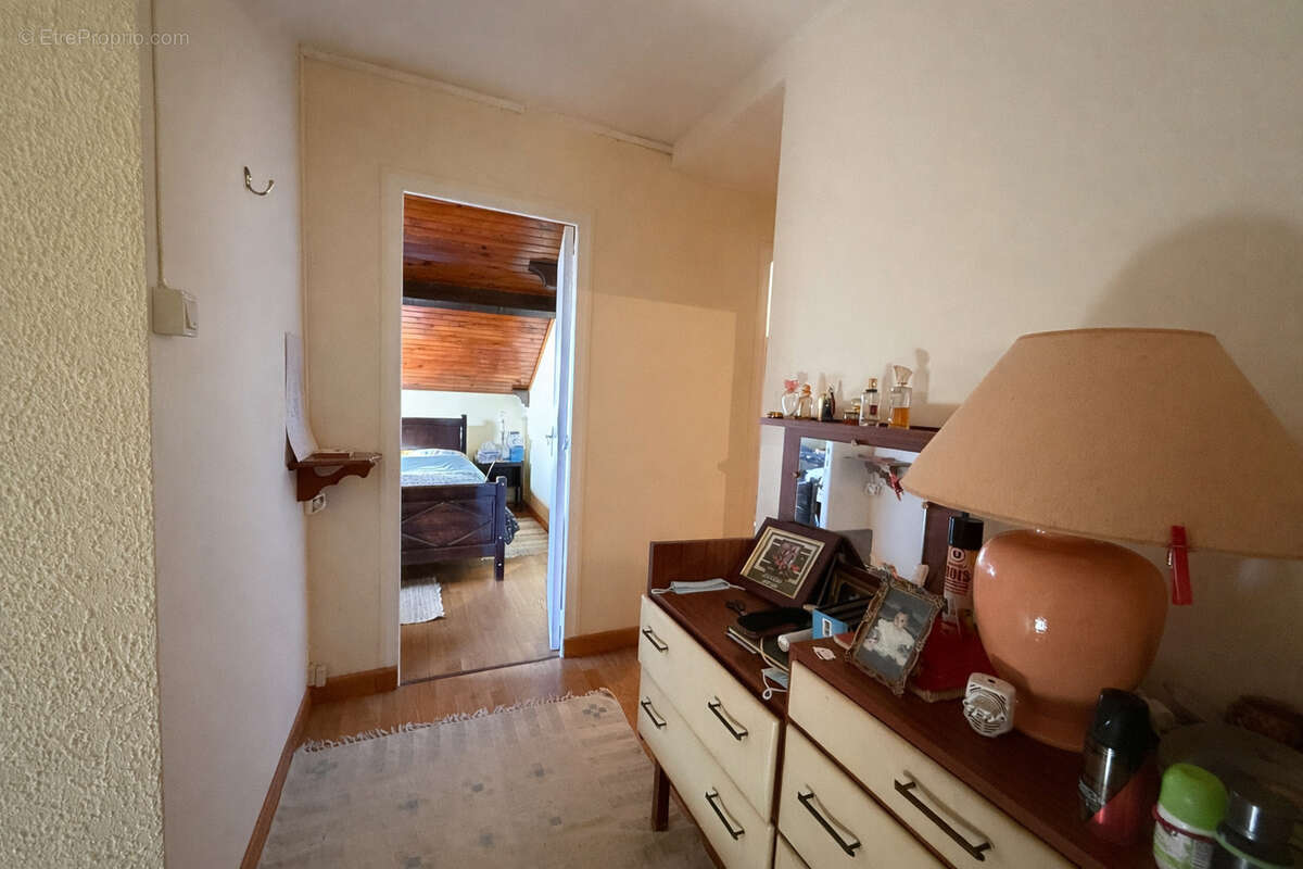 Maison de campagne avec dépendance sur 14ha ! - photo 14