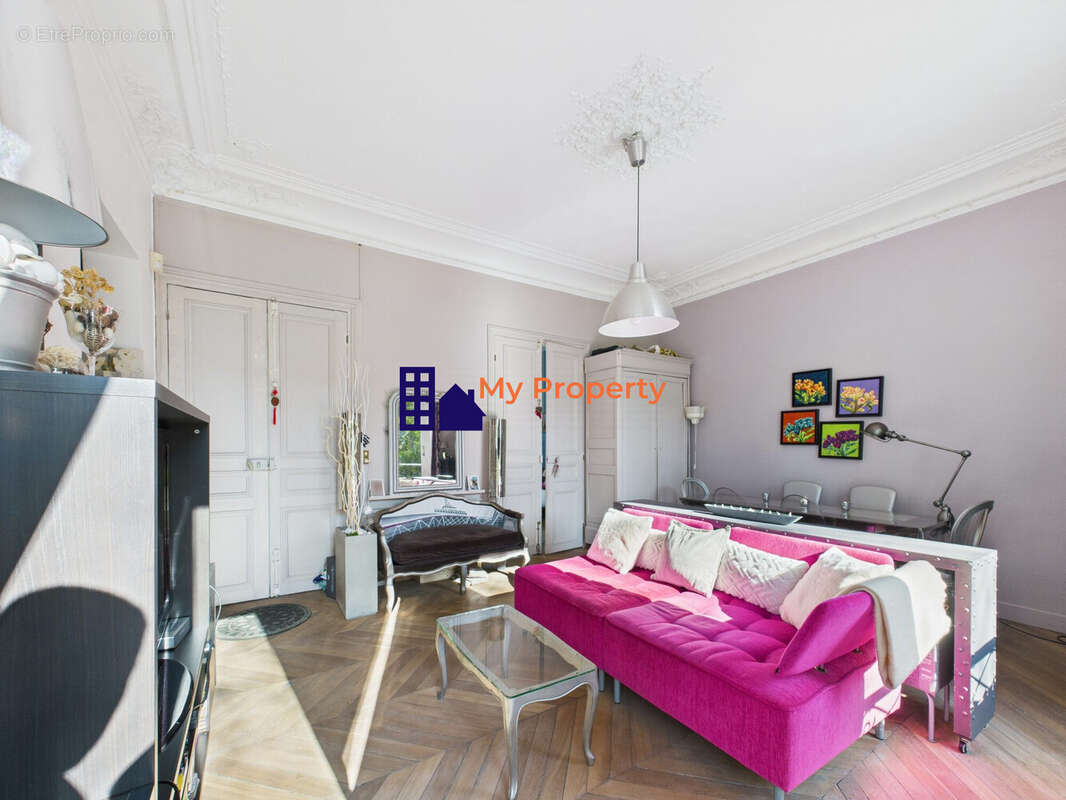 Appartement à HOUILLES