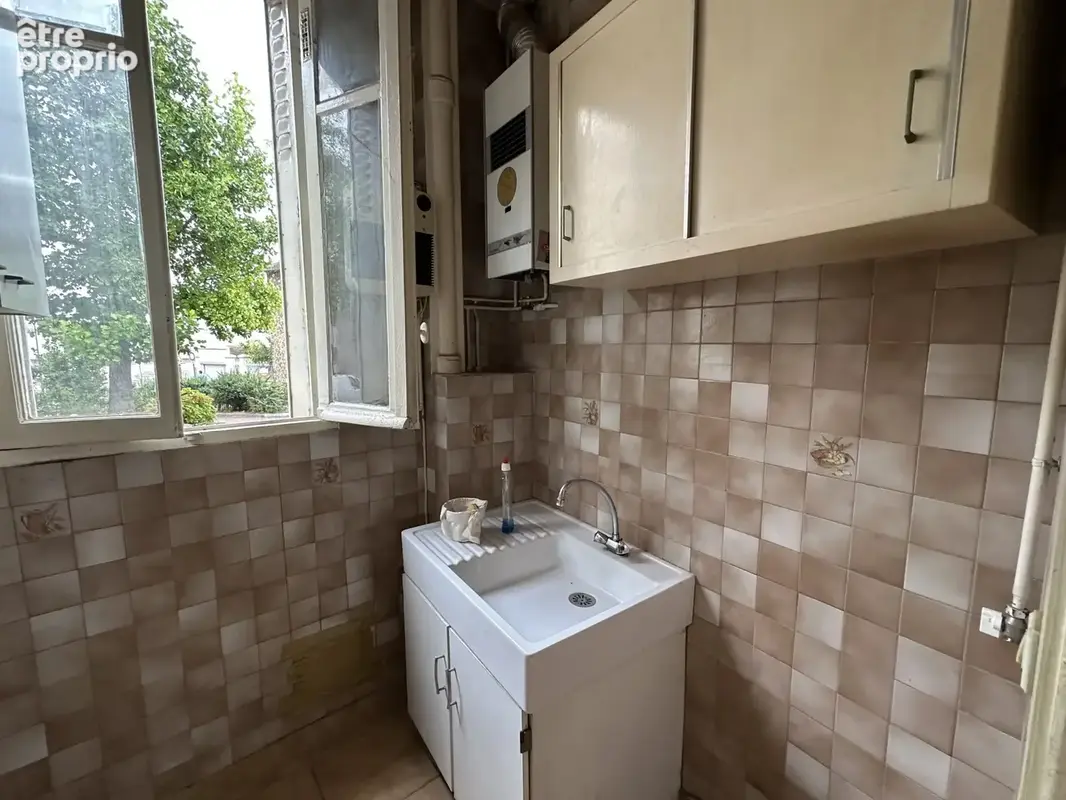 Appartement 2 pièces 26 m² à vendre à Suresnes (92150) - photo 2