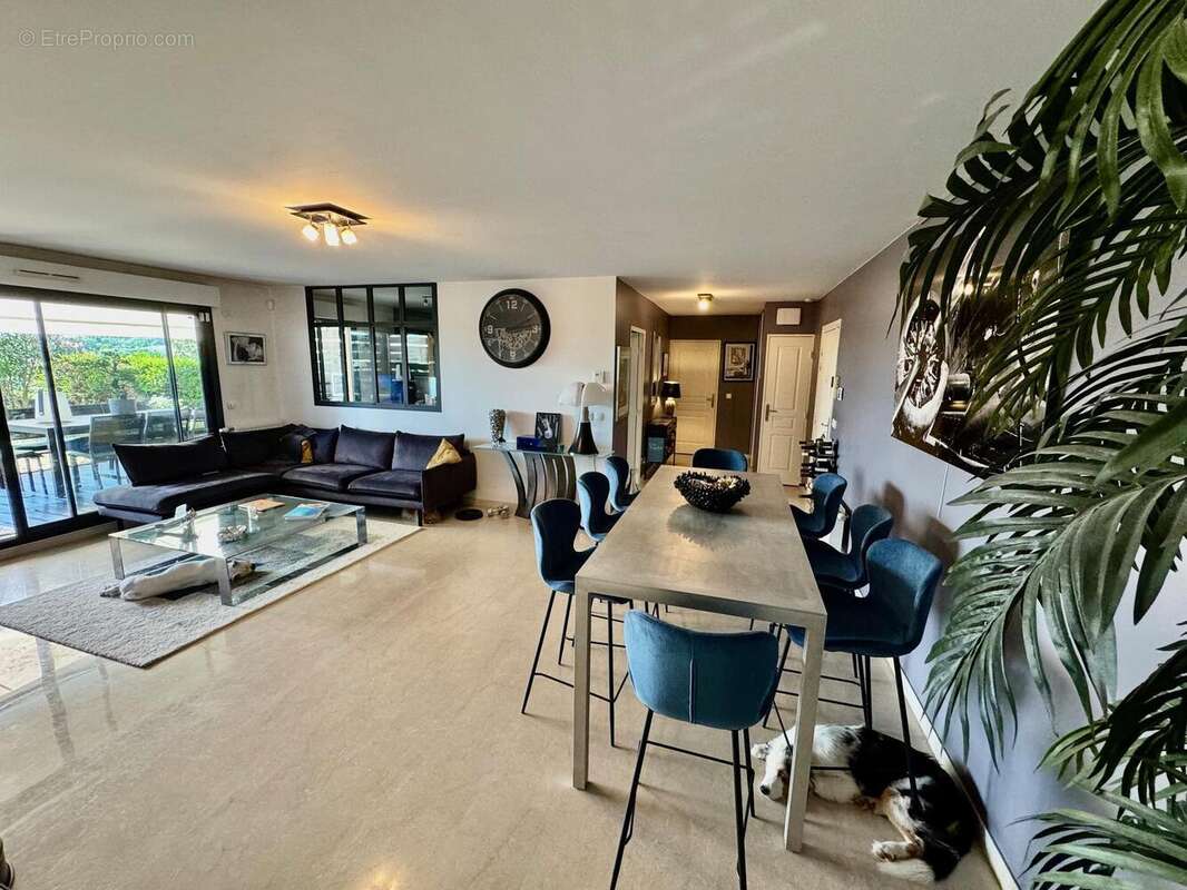 Photo 3 - Appartement à DARDILLY