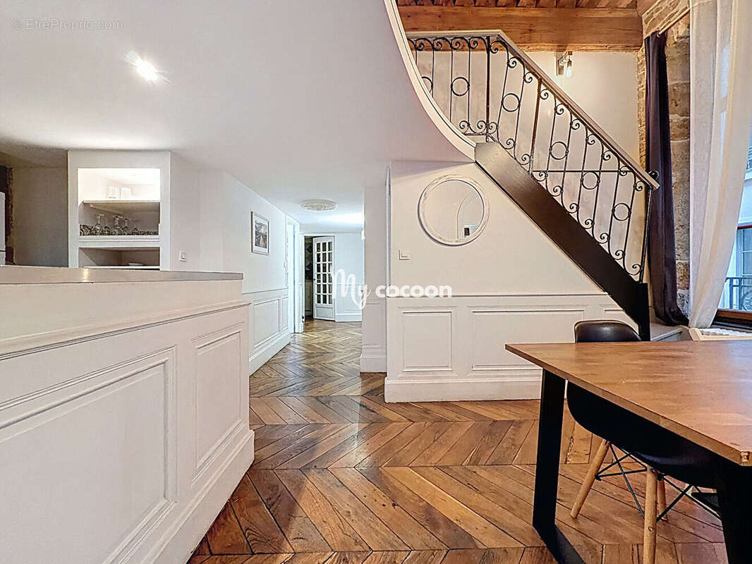 Appartement à LYON-1E