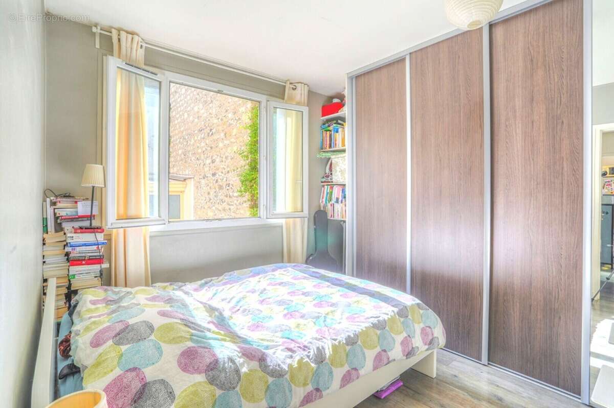 Appartement à PARIS-20E