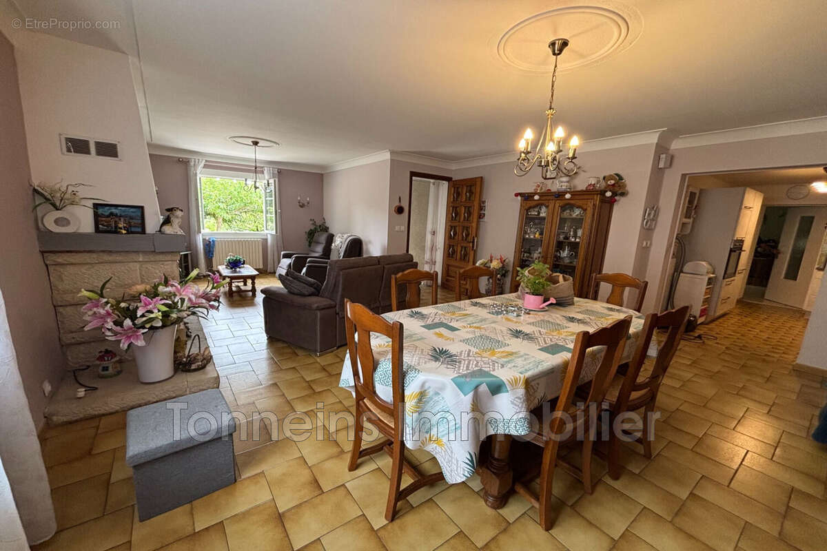 Maison à HAUTESVIGNES