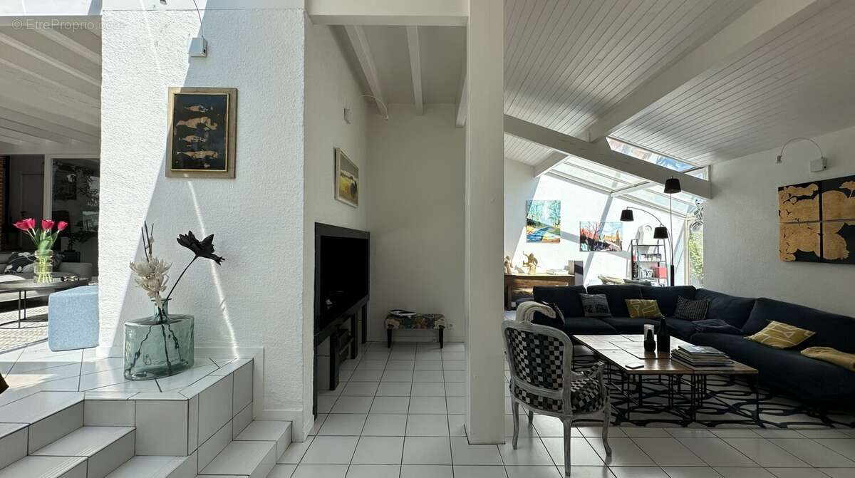 Maison d'architecte 9 pièces avec volumes exceptionnels à 15 min de Dax - photo 12