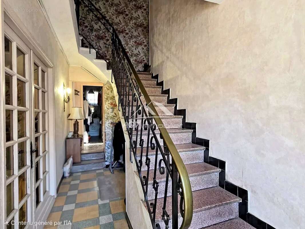Maison avec local  et dépendances - photo 4