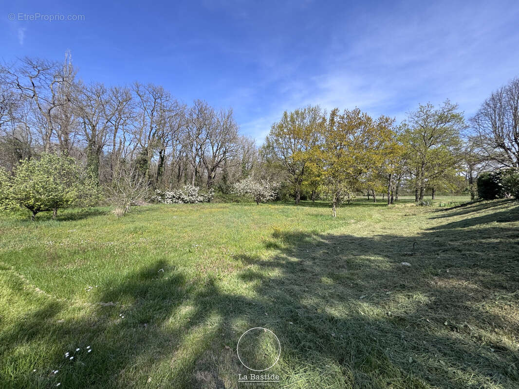 Maison à LA BATIE-ROLLAND