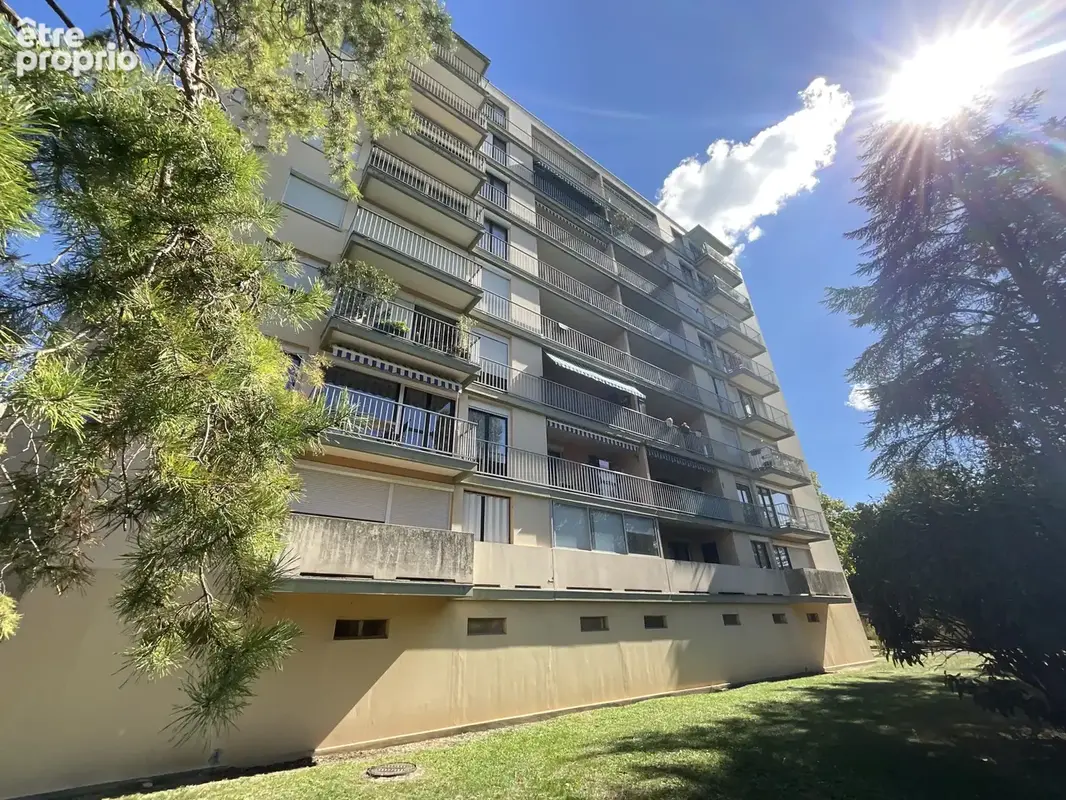 Appartement Type 4 de 71m2 au dernier étage + garage 22m2 + cave quartier Chantereine - photo 18