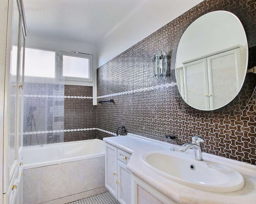 Appartement à CHAMALIERES