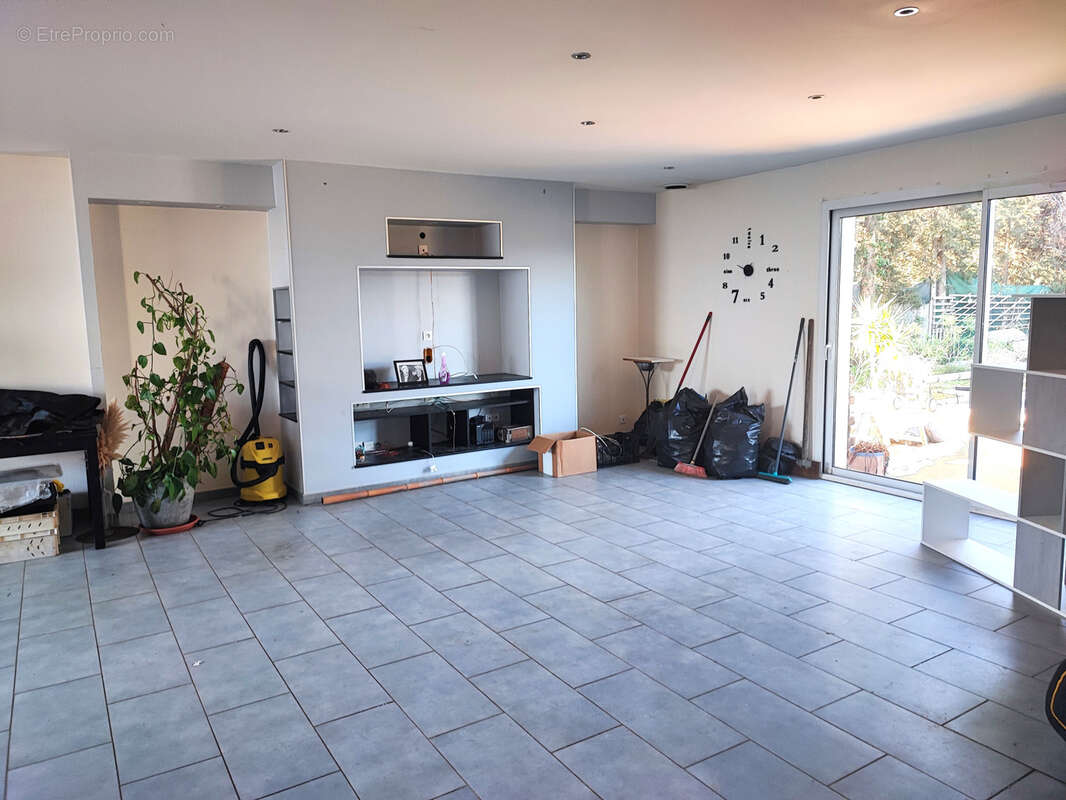 Maison à AIGUES-VIVES