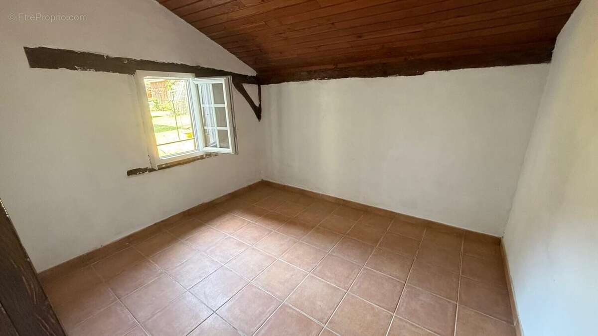 Maison à LUXEY