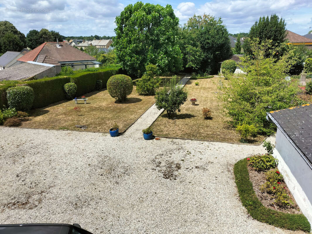 Maison à L&#039;HUISSERIE