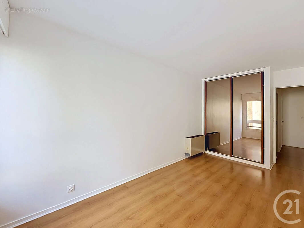 Appartement 92 m² à Avon  - photo 16