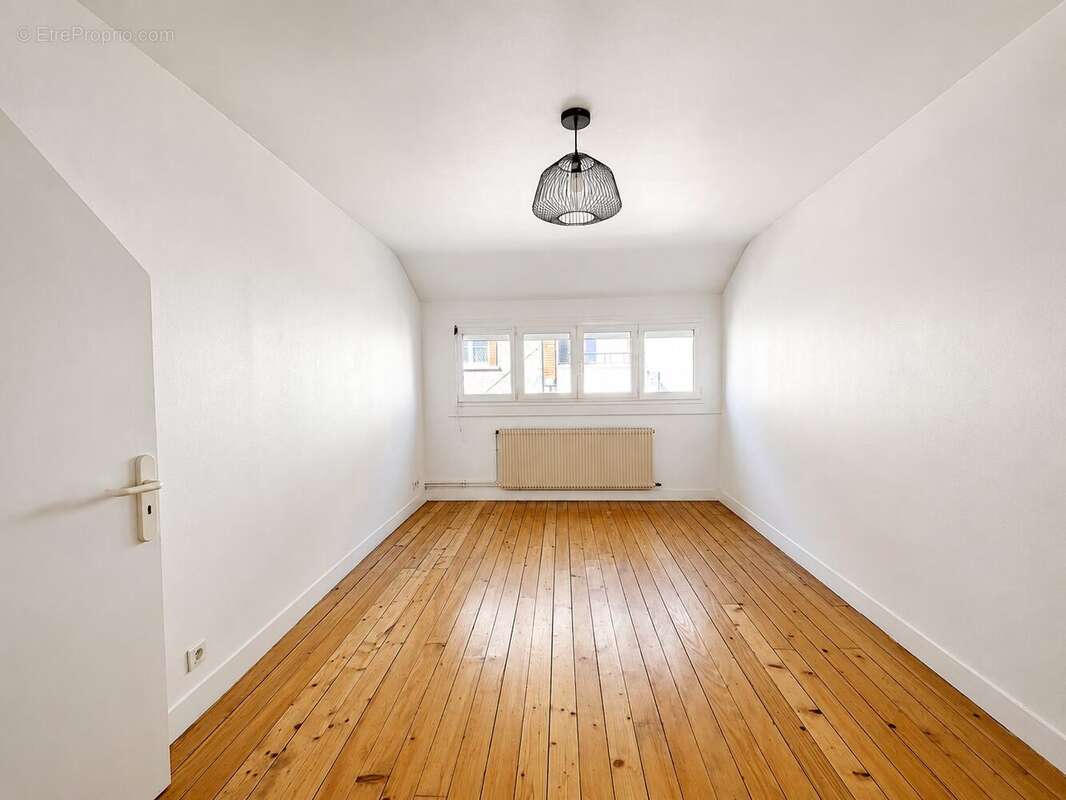 Appartement 80 m² à Louviers  - photo 6
