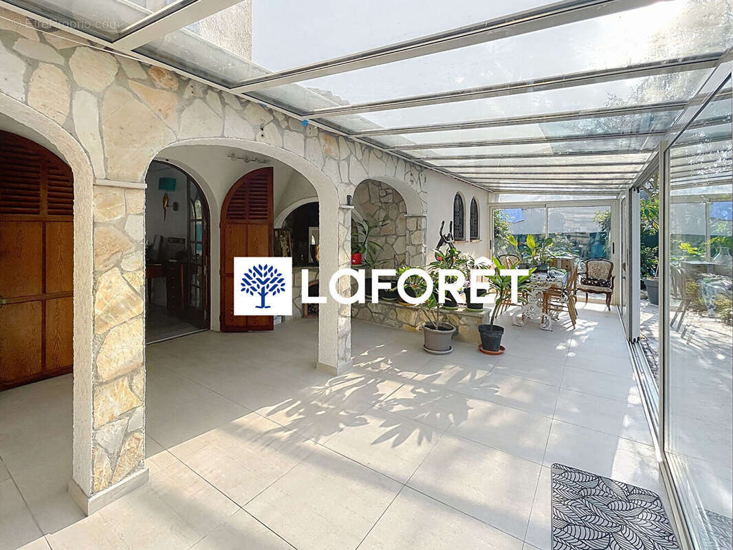 Maison à CAGNES-SUR-MER