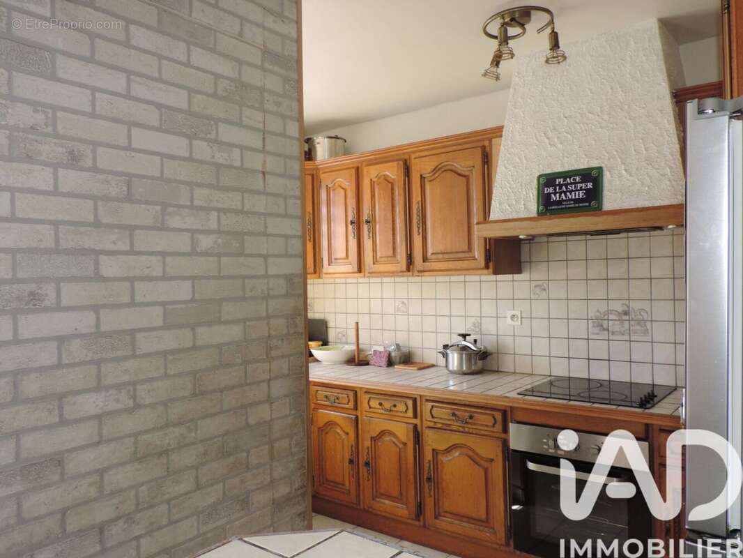 Photo 5