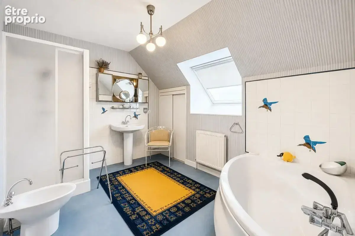 Spacieuse maison 5 pièces, 164 m² à Maillot - photo 12