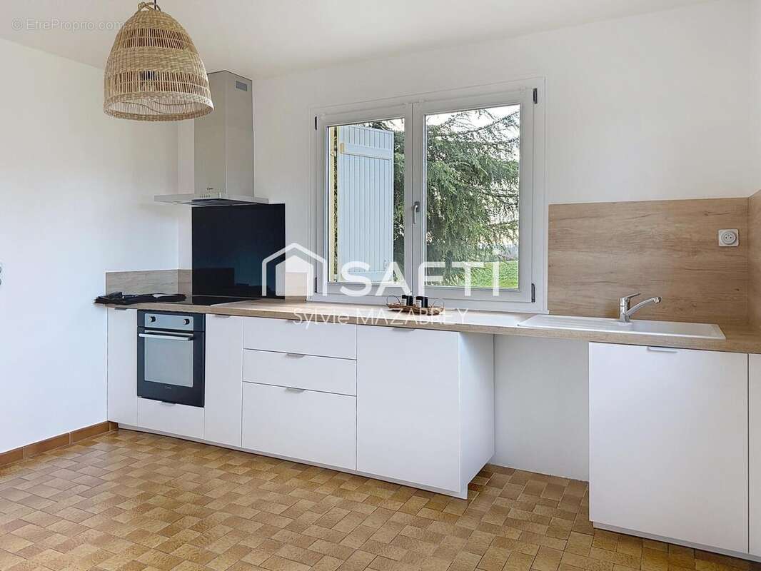 Photo 6 - Maison à MONTEREAU-FAULT-YONNE