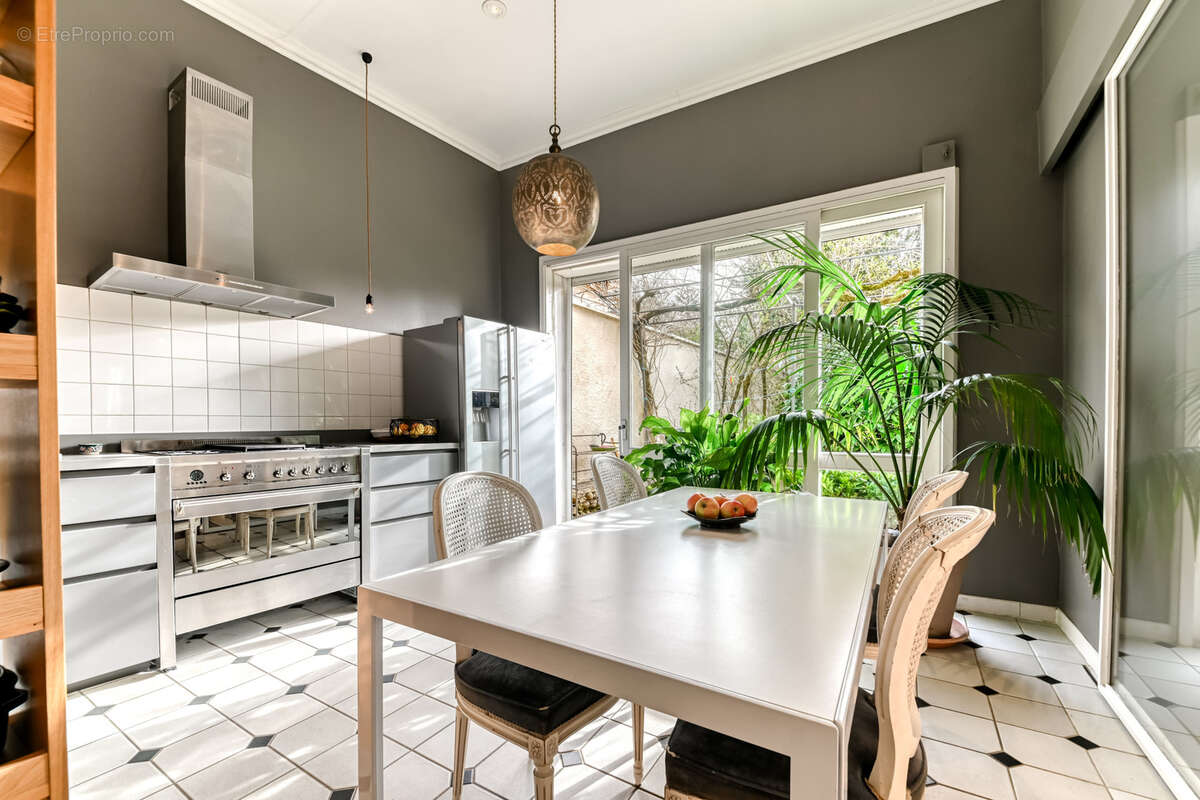 Appartement à SAINTE-FOY-LES-LYON