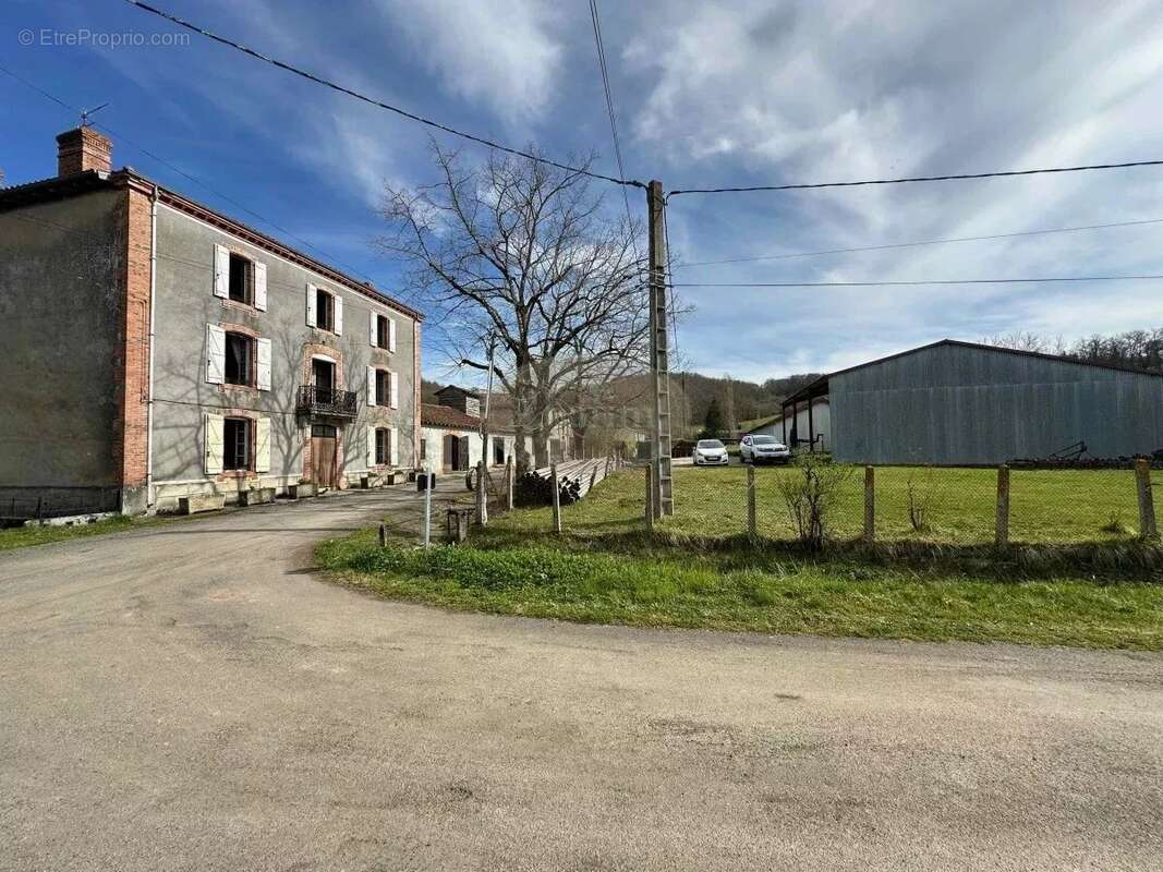 Maison à SAINT-PE-DELBOSC