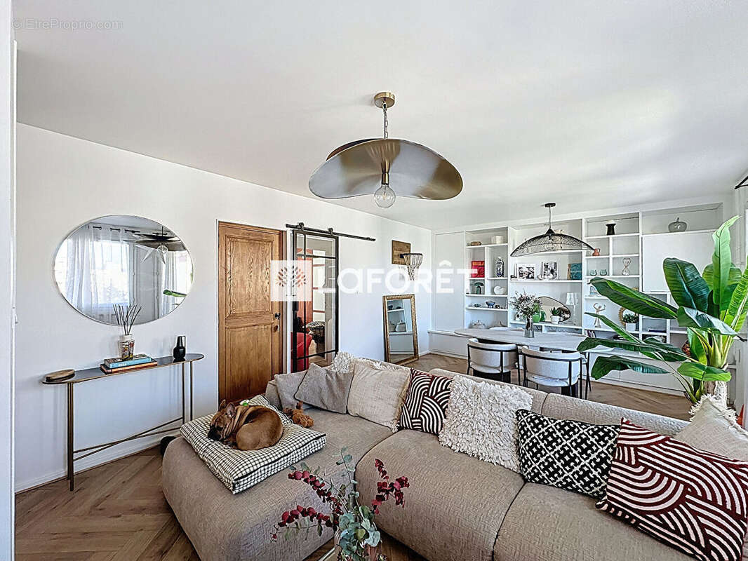 Appartement à TASSIN-LA-DEMI-LUNE