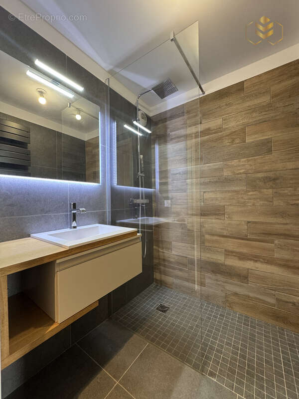 Appartement à BEAUSOLEIL