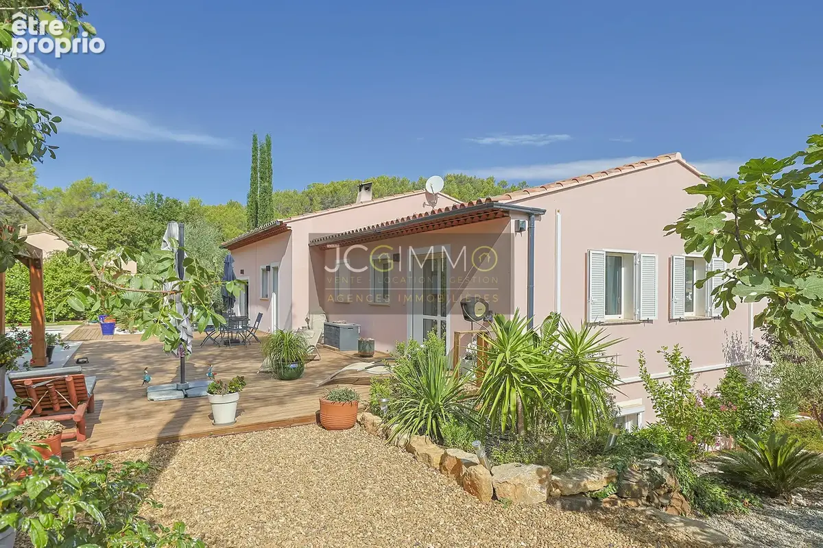 Cuers (valcros) - maison individuelle 292 m2 - garage - piscine - pool house - t2 independant - terrain 2006 m - photo 20