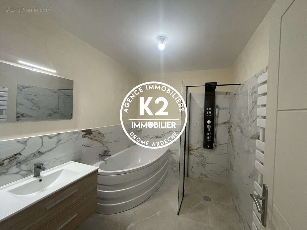 Appartement à MONTELIMAR