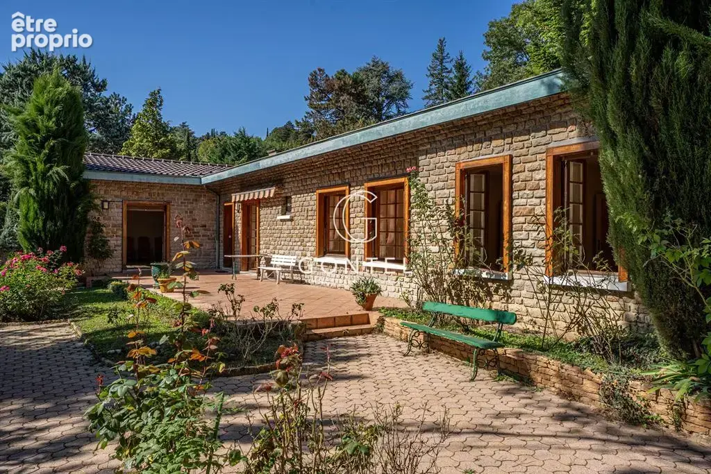Magnifique projet de rénovation pour cette maison des années 70 - photo 4