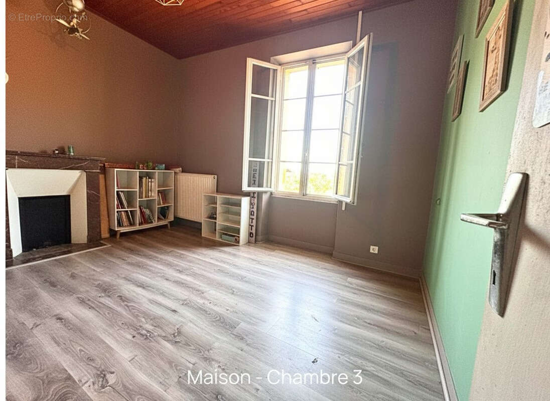 Maison à MAZIERES-NARESSE