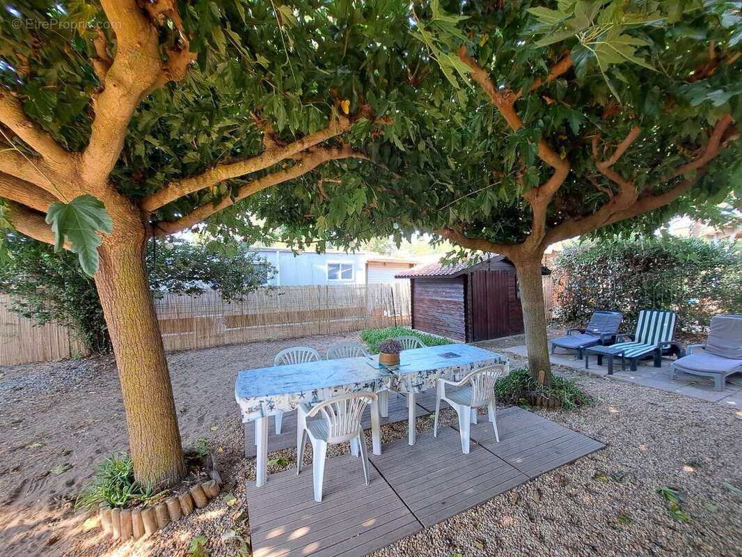 Très joli terrain de loisir avec mobil home - photo 4