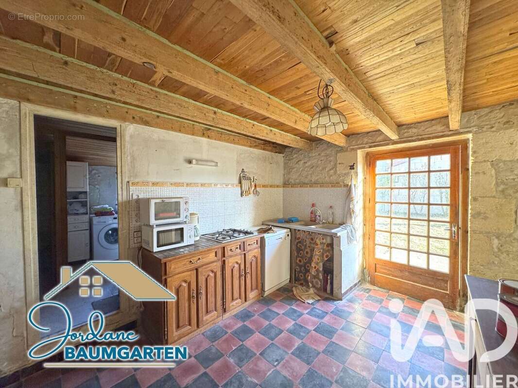 Photo 8 - Maison à CHENAC-SAINT-SEURIN-D&#039;UZET