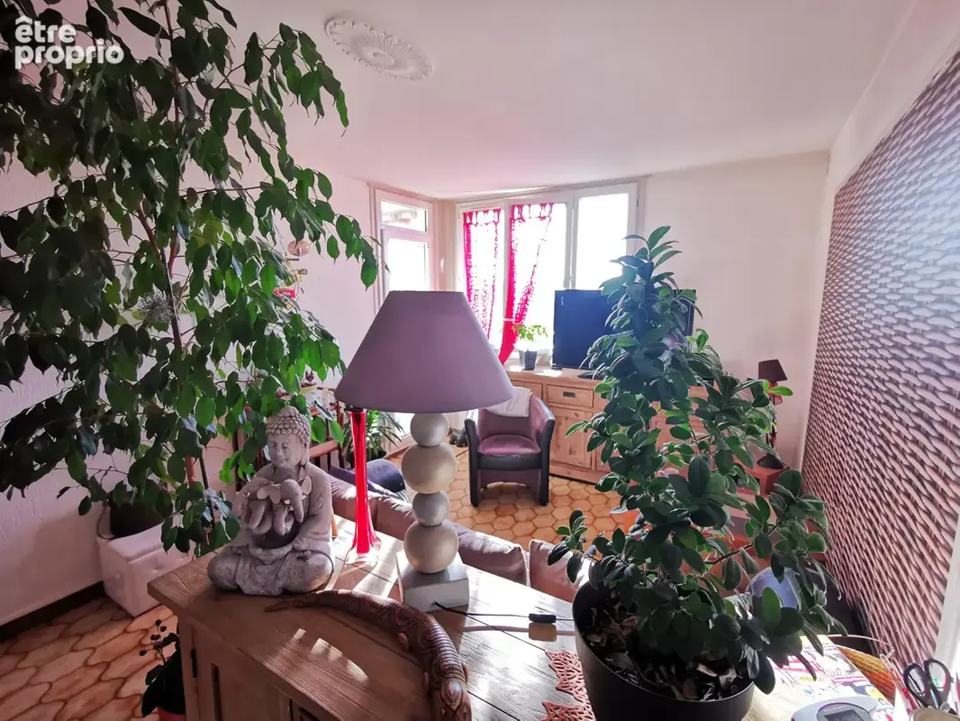 Appartement type 4 de 67 m2 avec balcon et cave 69005 LYON - photo 4