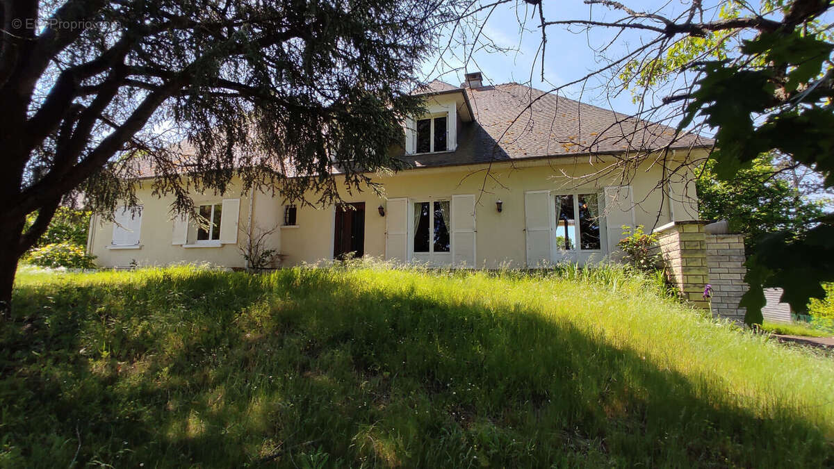 Maison à CHATELLERAULT