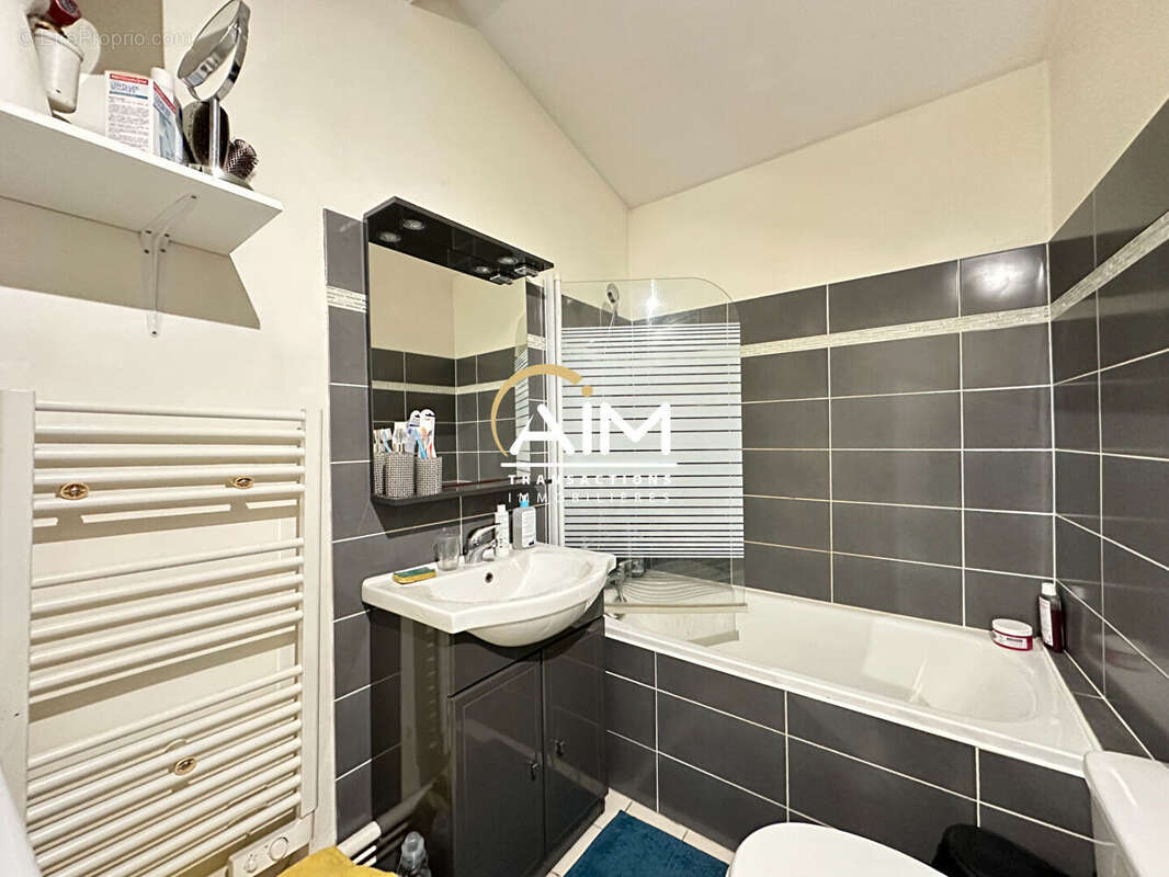 Appartement à LA RICHE