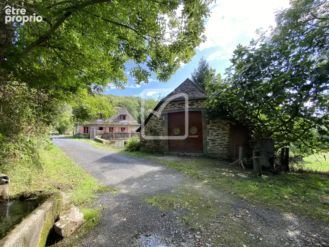 Maison à ALTILLAC