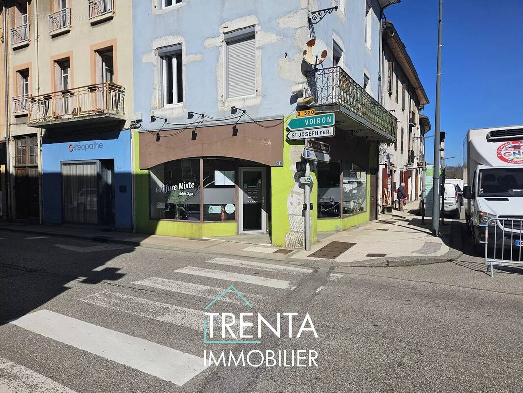 Commerce à SAINT-LAURENT-DU-PONT