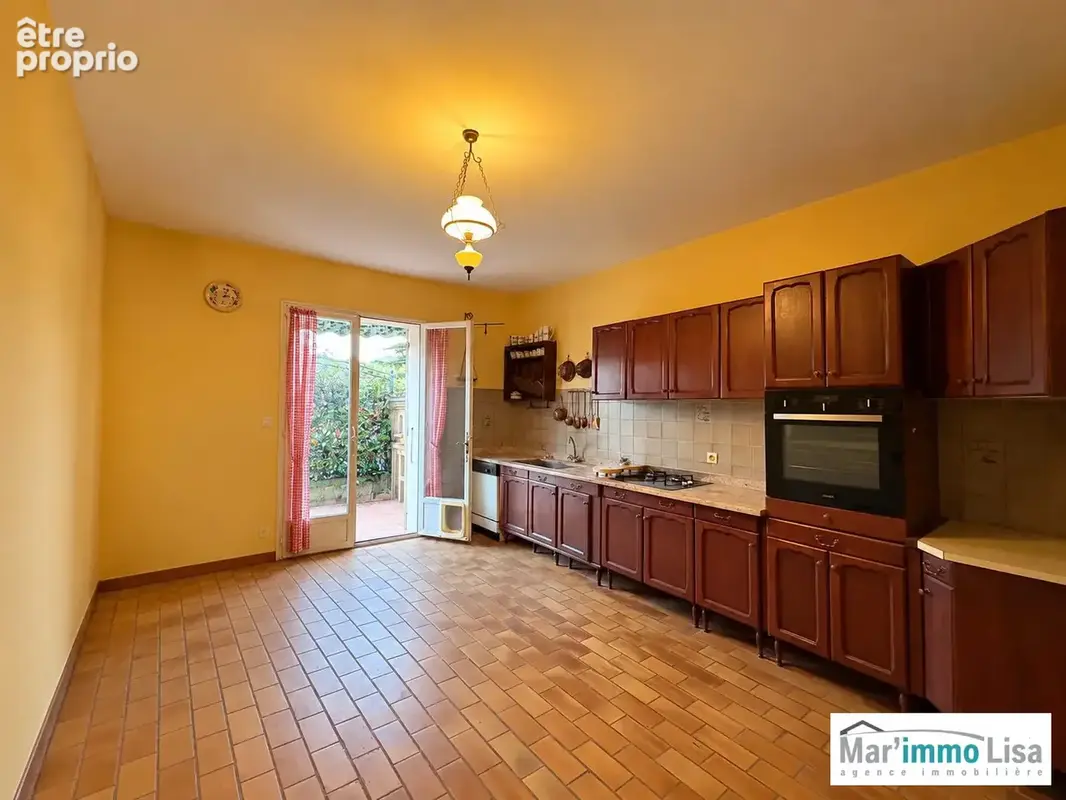 Maison 5 pièces 140 m² à vendre à Charleval (13350) - photo 4