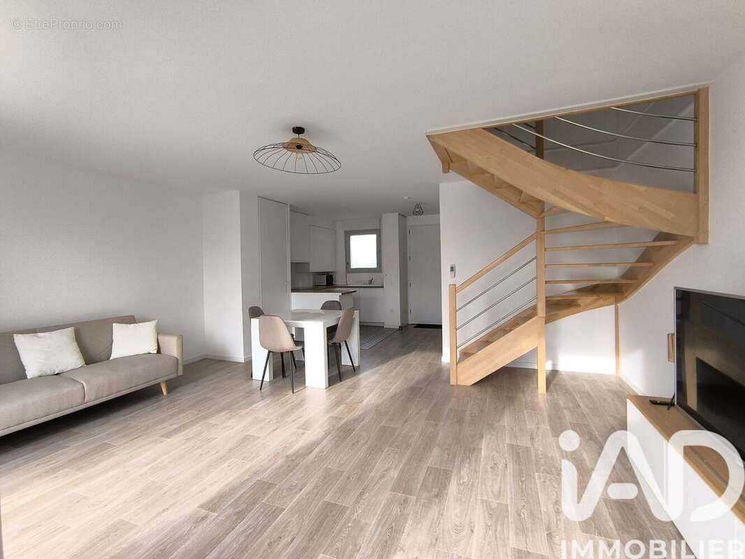 Photo 2 - Maison à SAINT-WITZ