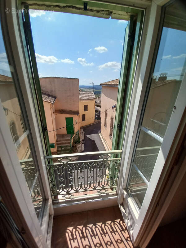 Grande Maison de vilage avec vue. - photo 17