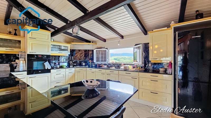 Maison à SAINTE-ROSE