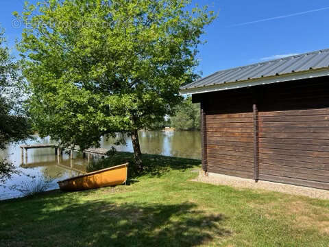 Maison à AUBIGNY-SUR-NERE