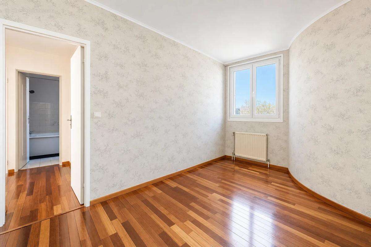 Appartement spacieux avec terrasse à Cergy - photo 6